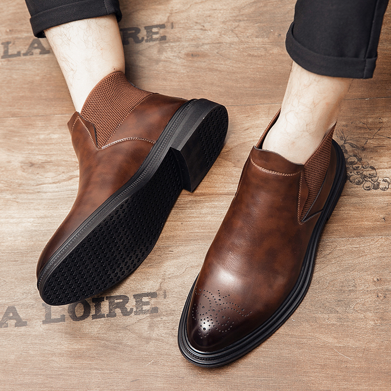Men'S Style Formal Wear - ハイカットの革靴は、男性用のブローグレトロな英国風ビジネスシューズや若者向けのフォーマルウェア、カジュアルシューズのトレンドとして多用途に使えます。